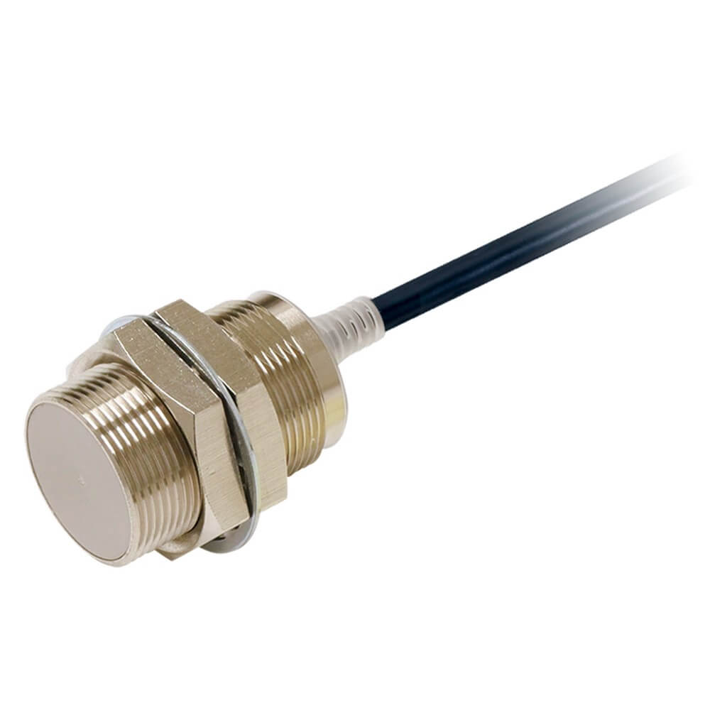 OMRON E2E-X15B1T30 2M — sensor inductivo