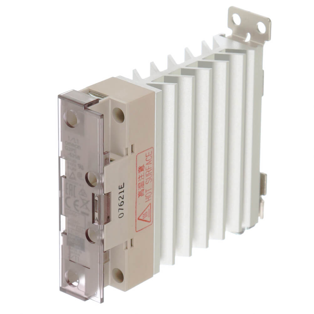 OMRON G3PE-525B 12-24VDC — relé de estado sólido